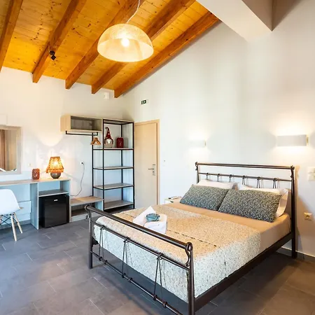 Petrino Serene Nests - Bright Getaways Hébergement de vacances