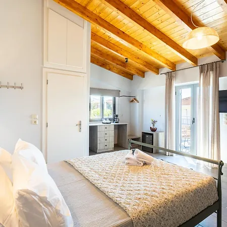 Petrino Serene Nests - Bright Getaways Kakovatos (Elis)
