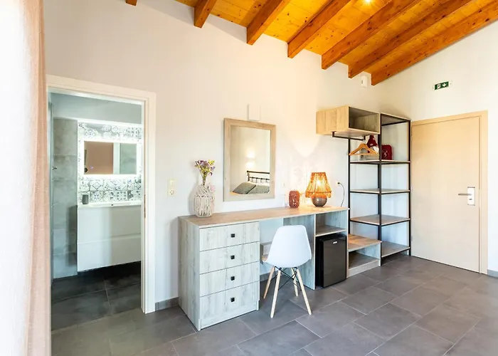 Дом отдыха Petrino Serene Nests - Bright Getaways *