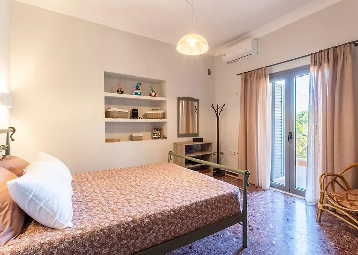 Petrino Serene Nests - Bright Getaways *